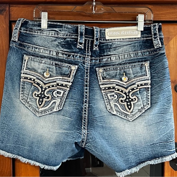 Rock Revival Pants - ROCK REVIVAL: “Ferry” Easy Shorts